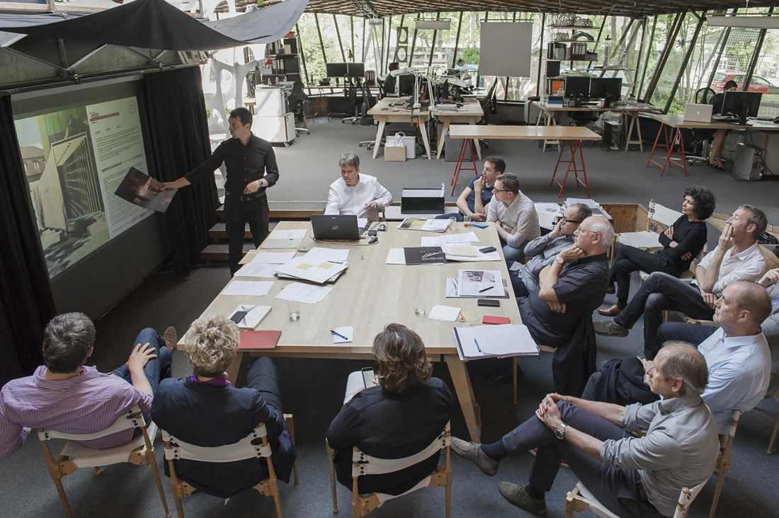 The jury sessions of the aed neuland competition take place in the special atmosphere of the Institute for Lightweight Structures and Conceptual Design (ILEK) in Stuttgart. (Photo: René Müller)<br />