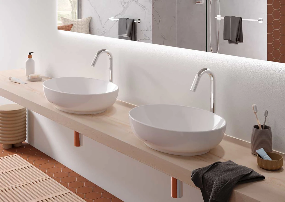 <p><span>TOTO has the perfect faucet for every washbasin. Each of these faucet collections &ndash; square and round &ndash; is available in three heights and two different wall spout lengths. Photo: TOTO</span><span></span></p>